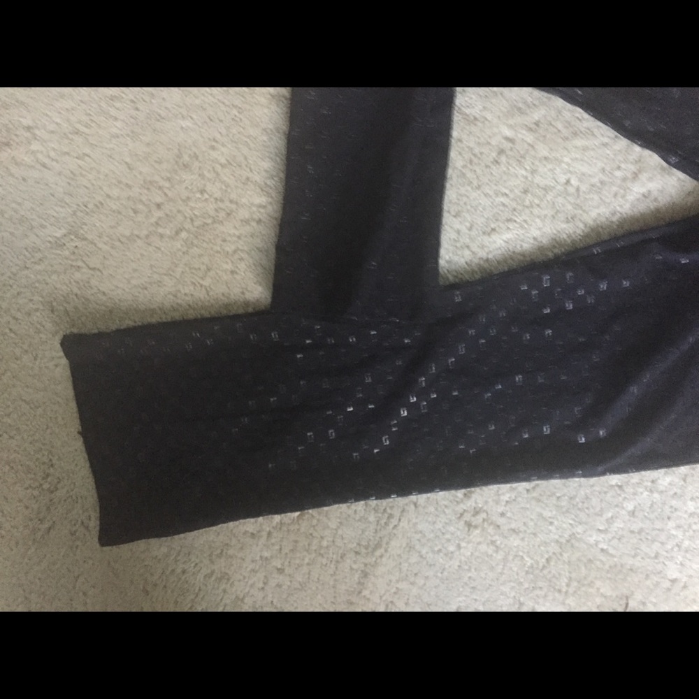 Slim black pants - Picture 3 of 6